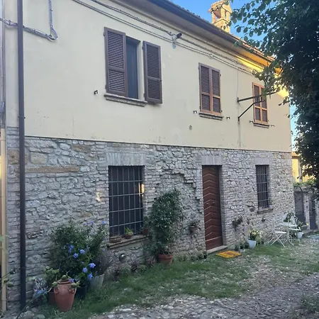 Comfortable In Of 80 M² Apartmán CastellʼArquato